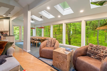 Sunroom Additions in Pittsburgh: Enjoy the Outdoors Without the Bugs