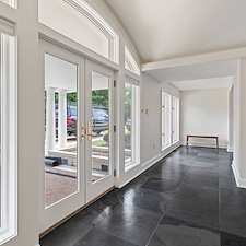 A-Seamless-Blend-of-Modern-Elegance-and-Warmth-in-Ross-Township 4