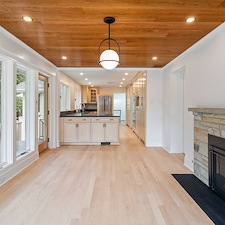 A-Seamless-Blend-of-Modern-Elegance-and-Warmth-in-Ross-Township 7