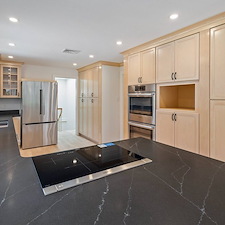 A-Seamless-Blend-of-Modern-Elegance-and-Warmth-in-Ross-Township 6