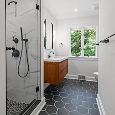 A-Seamless-Blend-of-Modern-Elegance-and-Warmth-in-Ross-Township 2